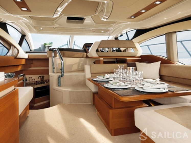 Azimut 46 - Yacht Charter Sailica