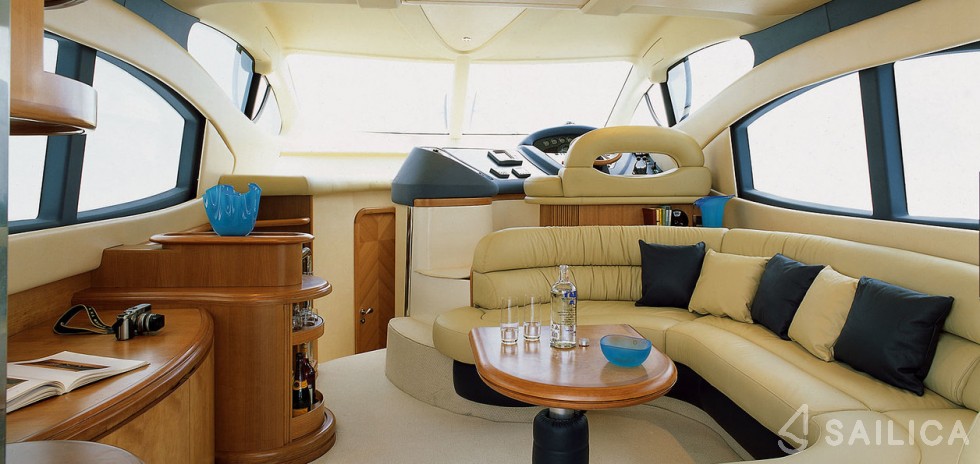 Azimut 46 - Yacht Charter Sailica