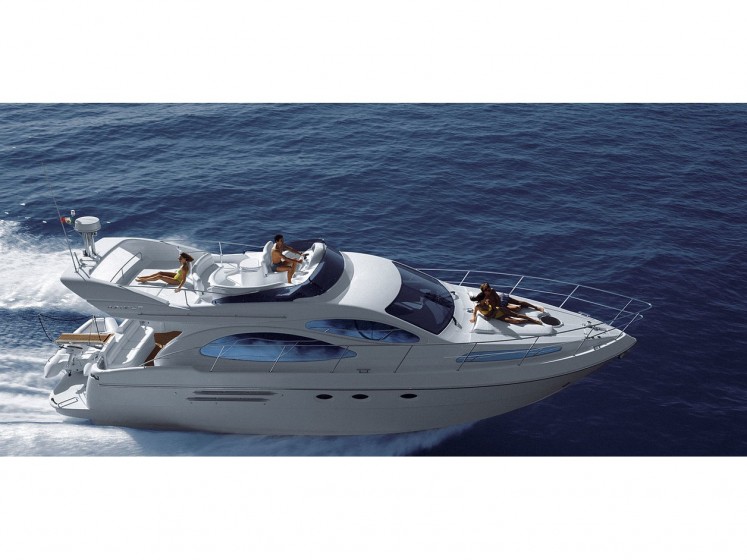 Azimut 46 - Yacht Charter Sailica