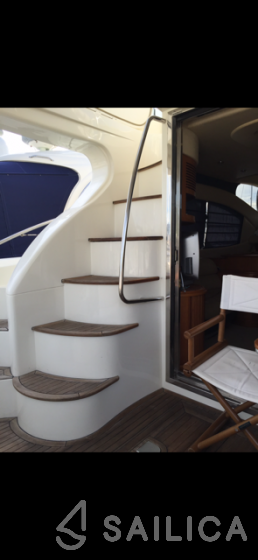 Azimut 46 - Yacht Charter Sailica
