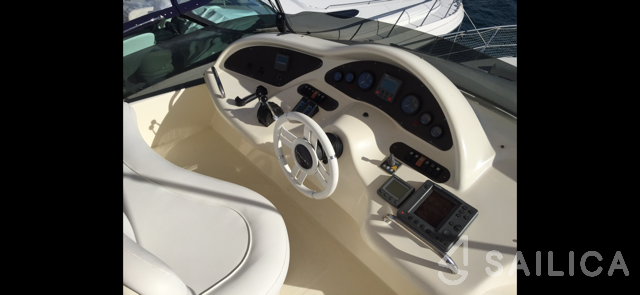 Azimut 46 - Yacht Charter Sailica