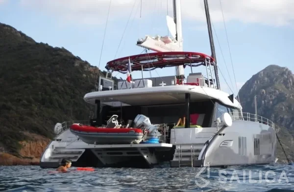 Sunreef 50 - Yacht Charter Sailica