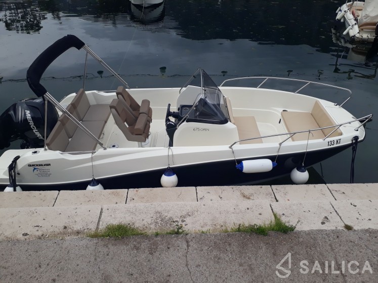 Barracuda 545 - Yacht Charter Sailica