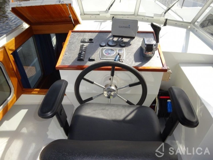 Anker Trawler 1100 - Yacht Charter Sailica