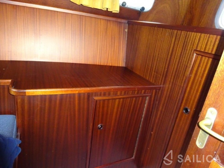 Ankerkruiser 950 - Yacht Charter Sailica
