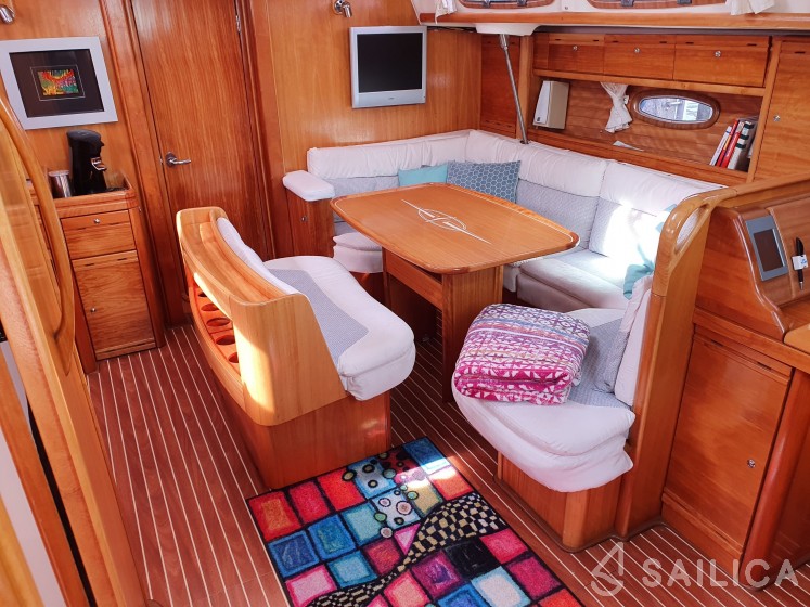 Bavaria 46 Cruiser - Yacht Charter Sailica