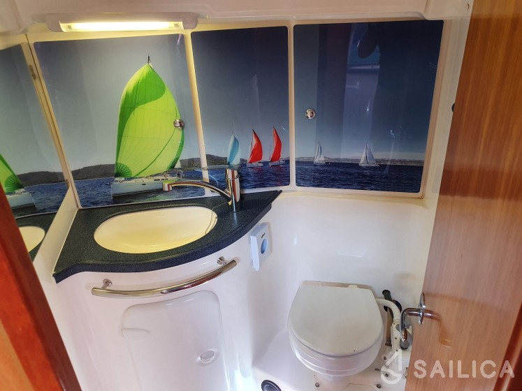 Bavaria 46 Cruiser - Yacht Charter Sailica