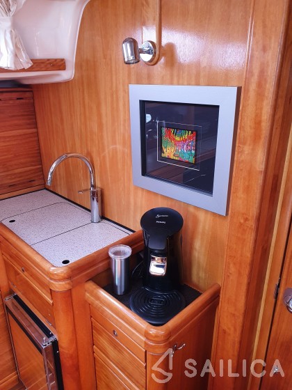 Bavaria 46 Cruiser - Yacht Charter Sailica