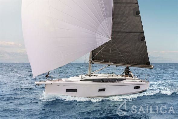 Bavaria C38 - Yacht Charter Sailica