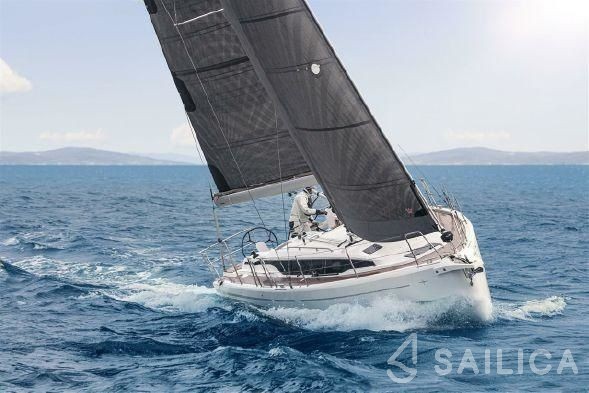 Bavaria C38 - Yacht Charter Sailica