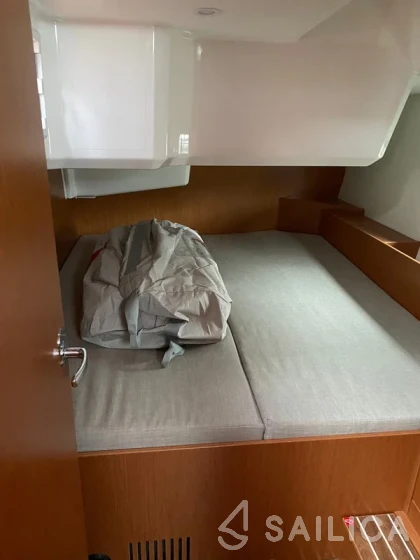 Bavaria C42 - Yacht Charter Sailica