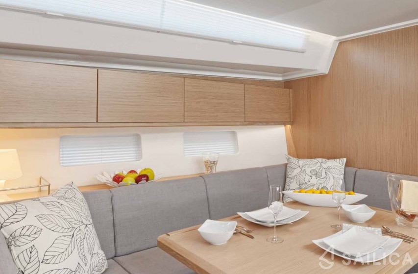 Bavaria C45 - Yacht Charter Sailica