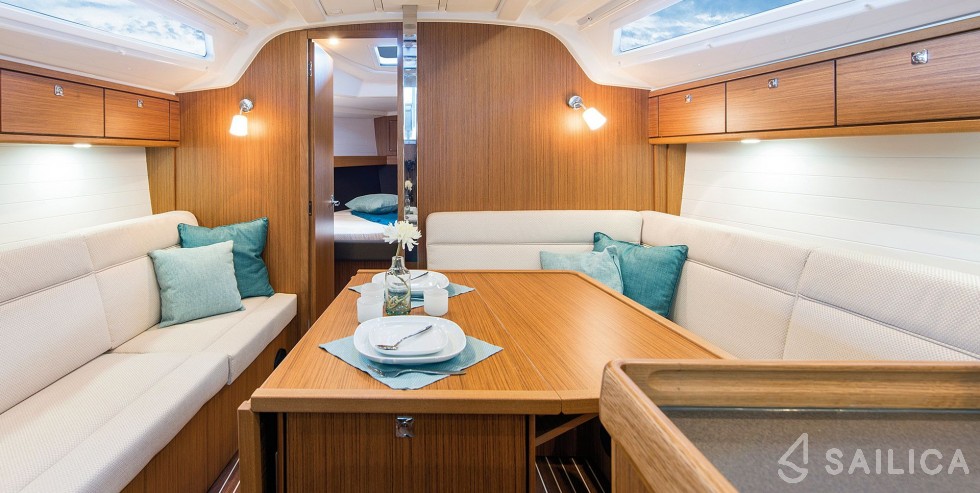 Bavaria 37 Sport - Yacht Charter Sailica