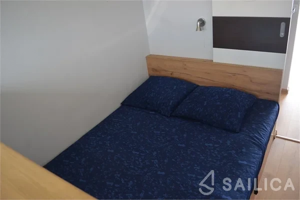 Campi 340 - Yacht Charter Sailica