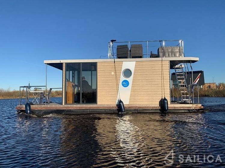 Custom Built - Yacht Charter Sailica