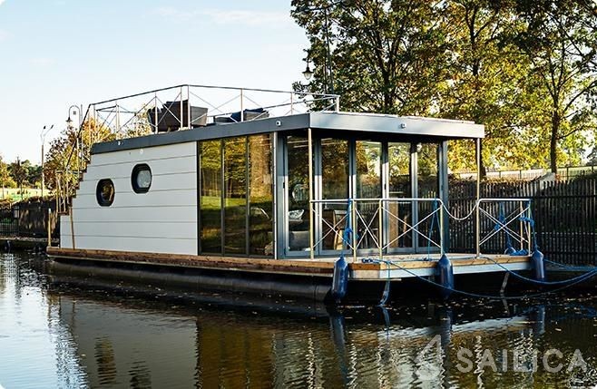Custom Built - Yacht Charter Sailica
