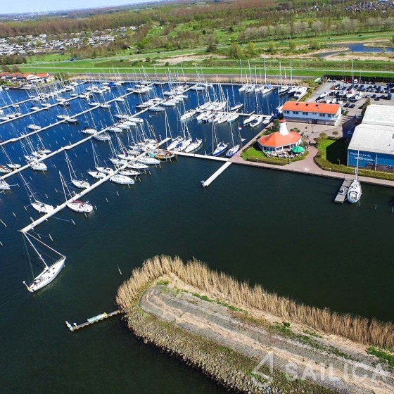 Hanse 325 - Yacht Charter Sailica