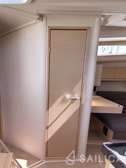 Hanse 345 - Yacht Charter Sailica