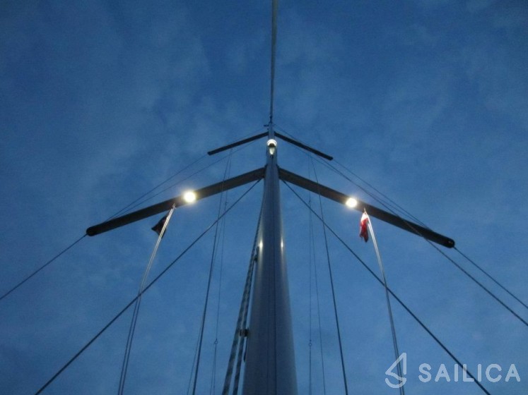 Hanse 388 - Yacht Charter Sailica
