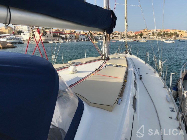 Cyclades 50.4 - Yacht Charter Sailica