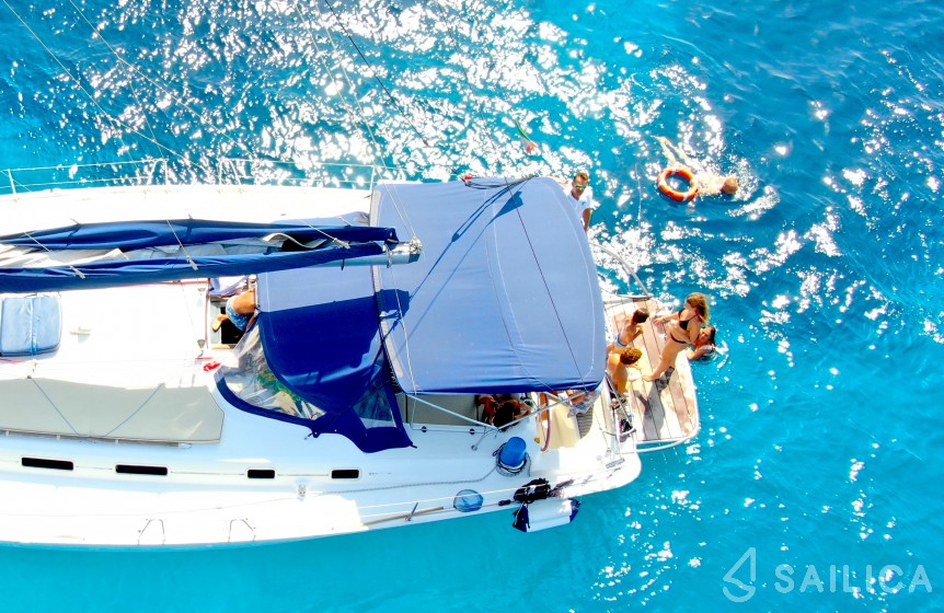 Cyclades 50.4 - Yacht Charter Sailica