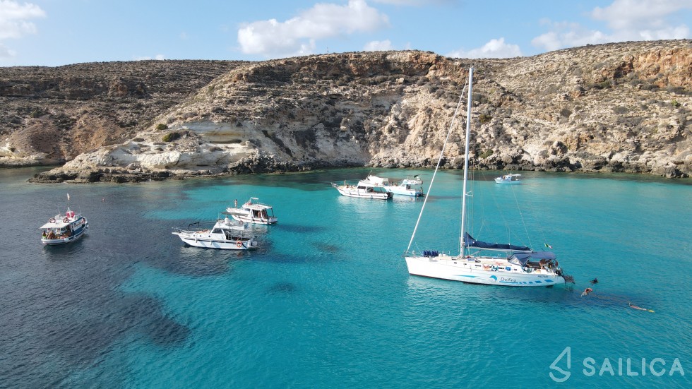 Cyclades 50.4 - Yacht Charter Sailica