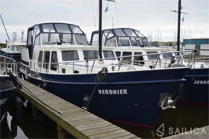 Kotterjacht 1220 - Yacht Charter Sailica