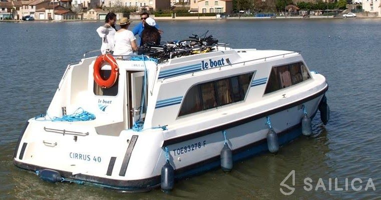 Le Boat Cirrus B - Yacht Charter Sailica