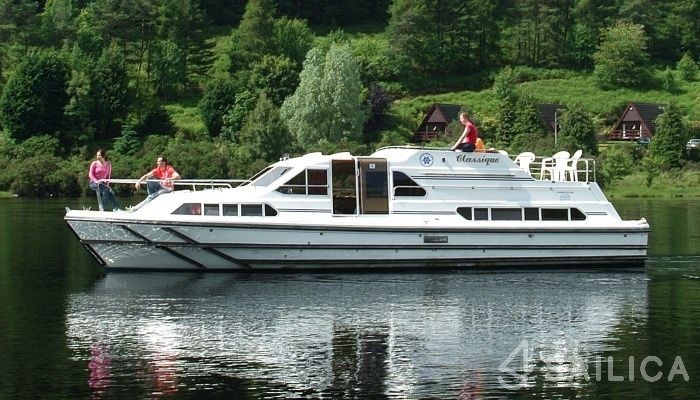 Le Boat Classique - Yacht Charter Sailica