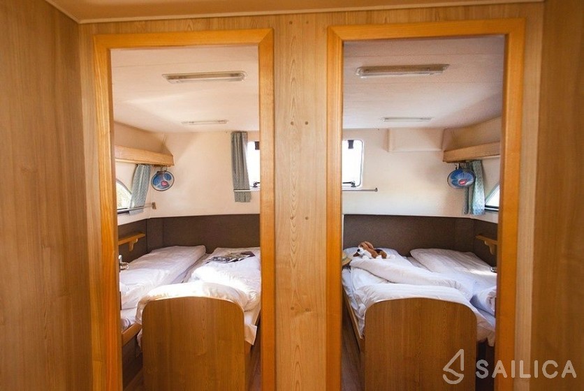 Le Boat Classique Star - Yacht Charter Sailica