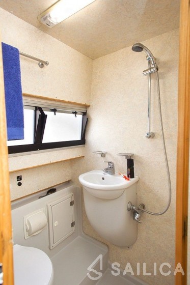 Le Boat Classique Star - Yacht Charter Sailica