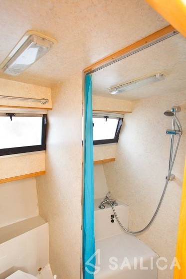 Le Boat Classique Star - Yacht Charter Sailica