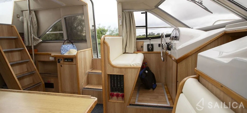 Le Boat Classique Star - Yacht Charter Sailica