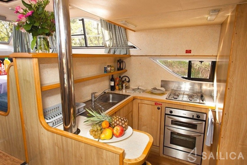 Le Boat Classique Star - Yacht Charter Sailica