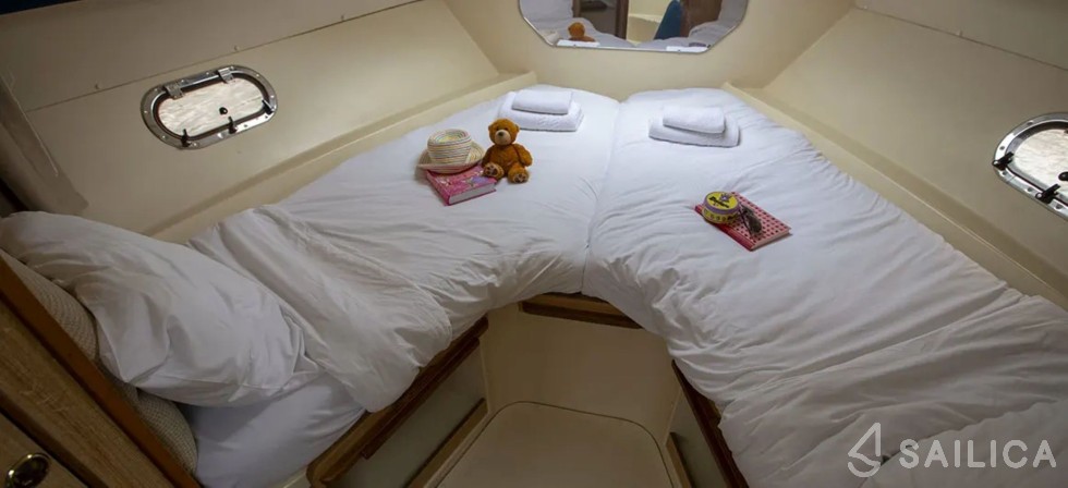 Le Boat Consul - Yacht Charter Sailica