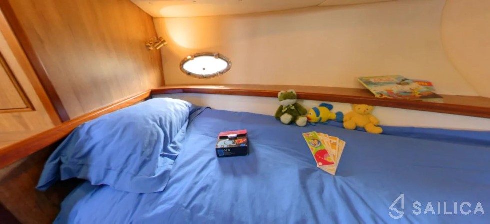 Le Boat Countess - Yacht Charter Sailica