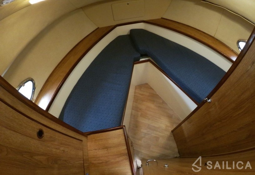 Le Boat Countess - Yacht Charter Sailica