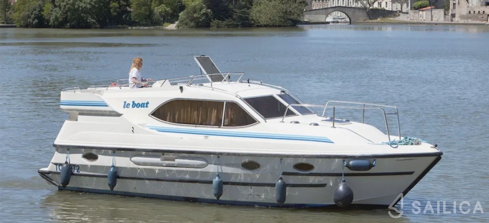 Le Boat Countess - Yacht Charter Sailica