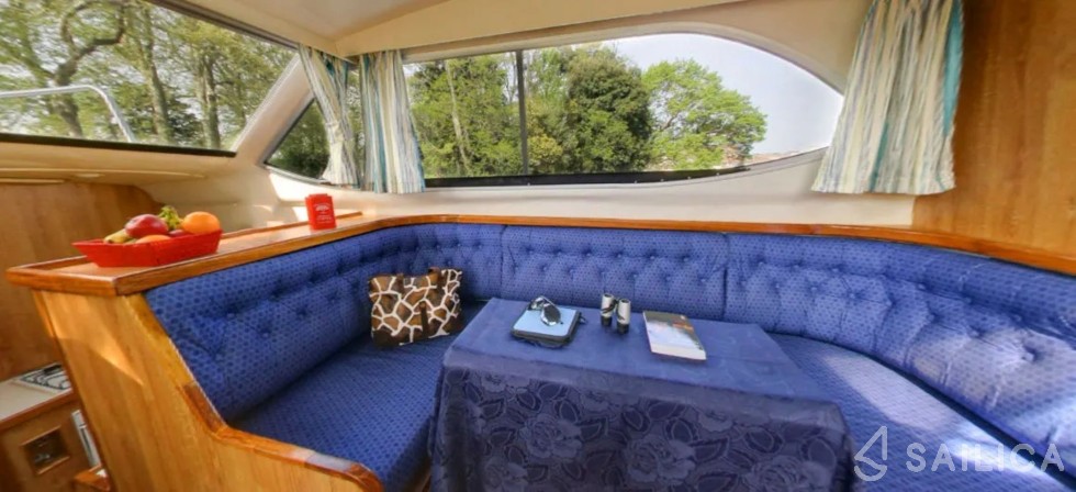 Le Boat Countess - Yacht Charter Sailica