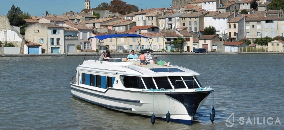 Le Boat Vision 4 - Yacht Charter Sailica