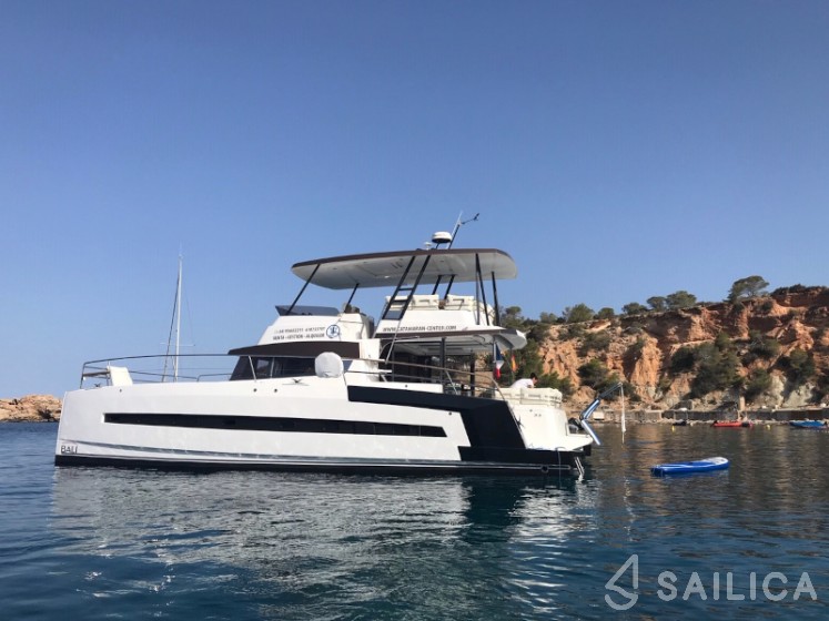 Bali 4.3 MY - Yacht Charter Sailica