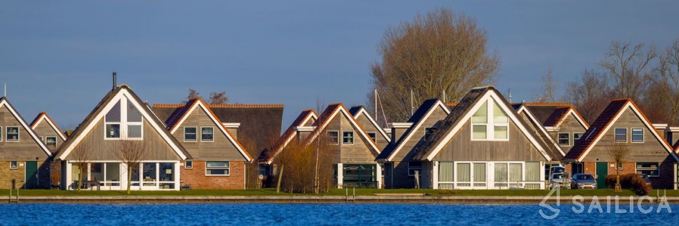 Multivlet 1100 - Yacht Charter Sailica