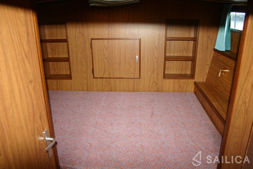 Multivlet 1100 - Yacht Charter Sailica