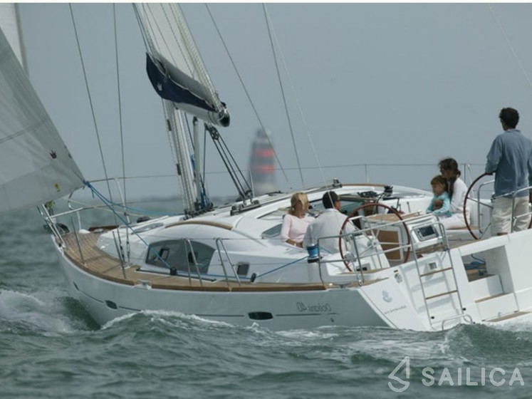Oceanis 40 - Yacht Charter Sailica