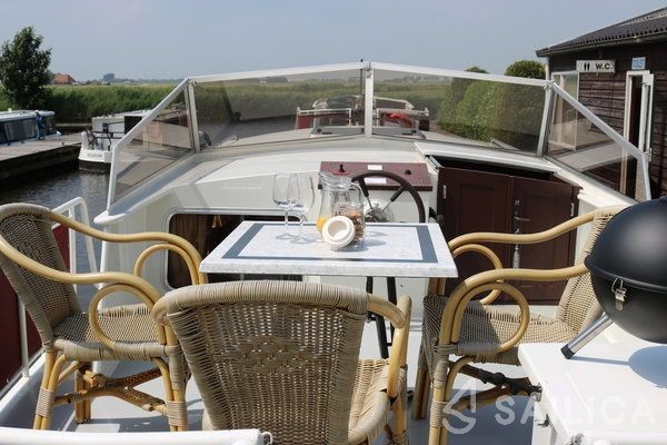 Pikmeer 1100 - Yacht Charter Sailica