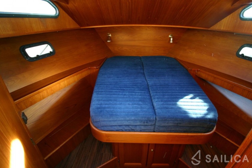 Smelne 1180 - Yacht Charter Sailica