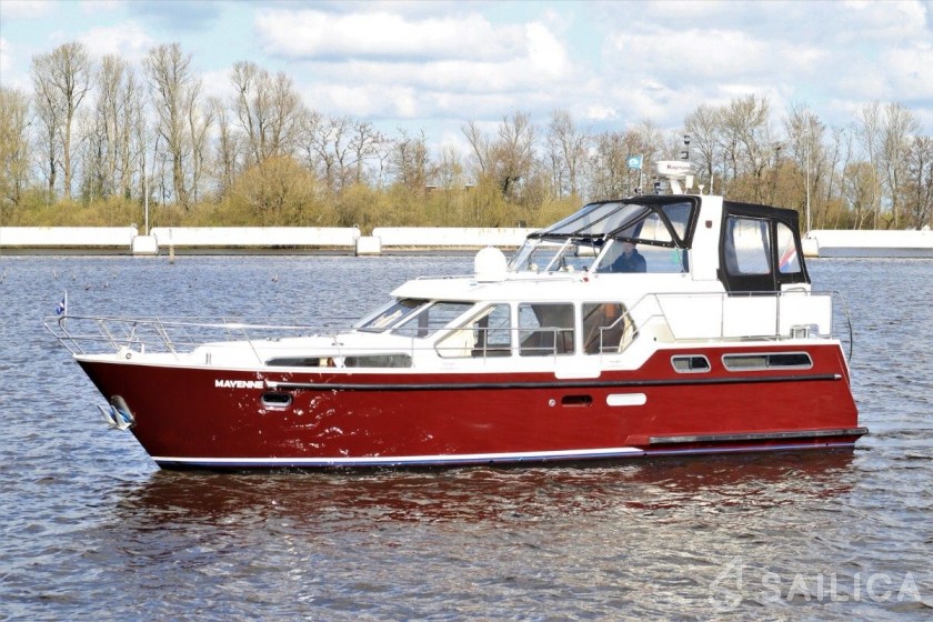 Smelne 1180 - Yacht Charter Sailica