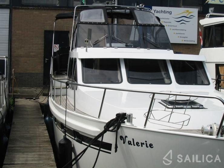 Vacance 1200 - Yacht Charter Sailica