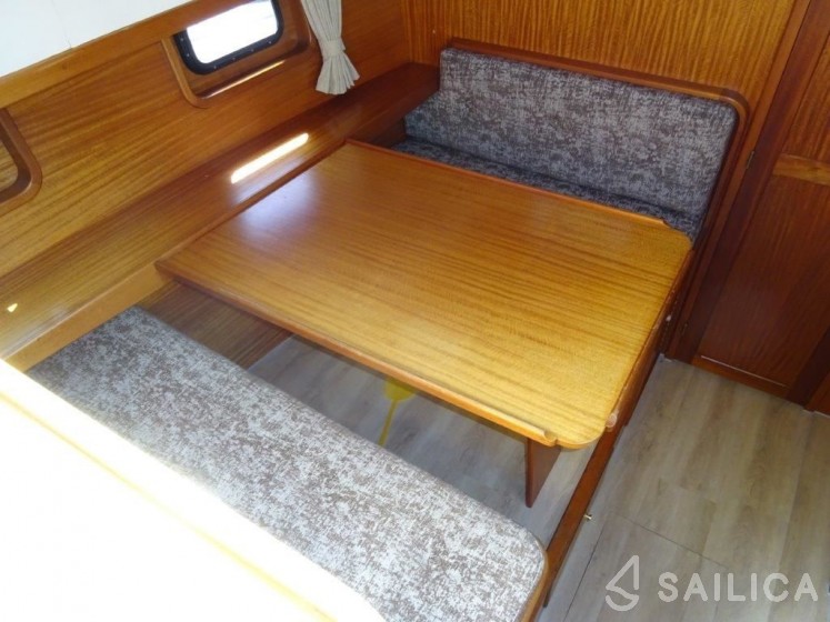 Vacance 1200 - Yacht Charter Sailica