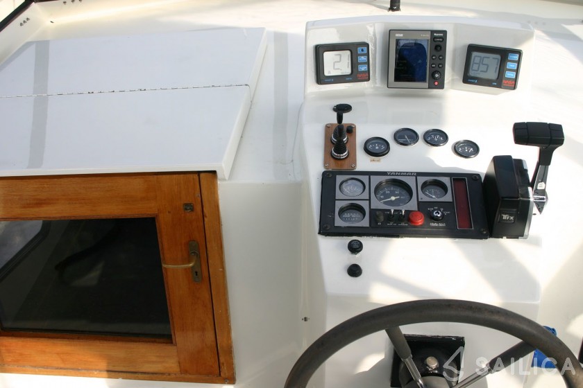 Vacance 1400 - Yacht Charter Sailica